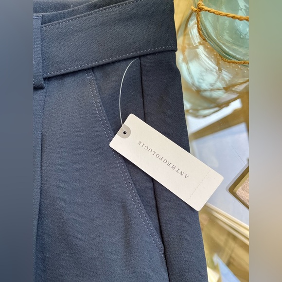 🐚 ANTHROPOLOGIE 🐚- Maeve Relaxed Trouser Bermuda Short Navy Blue Size - 4 NWT - Picture 11 of 11